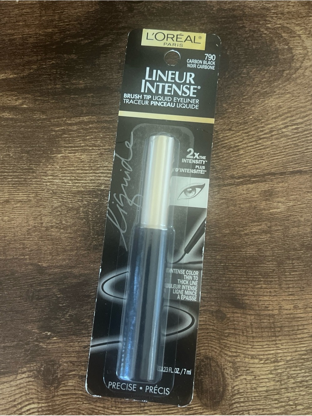 L’Oreal Lineur Intense 790 Carbon Black Liquid Eyeliner New